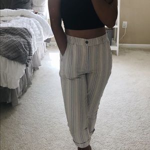 hollister beige striped pants